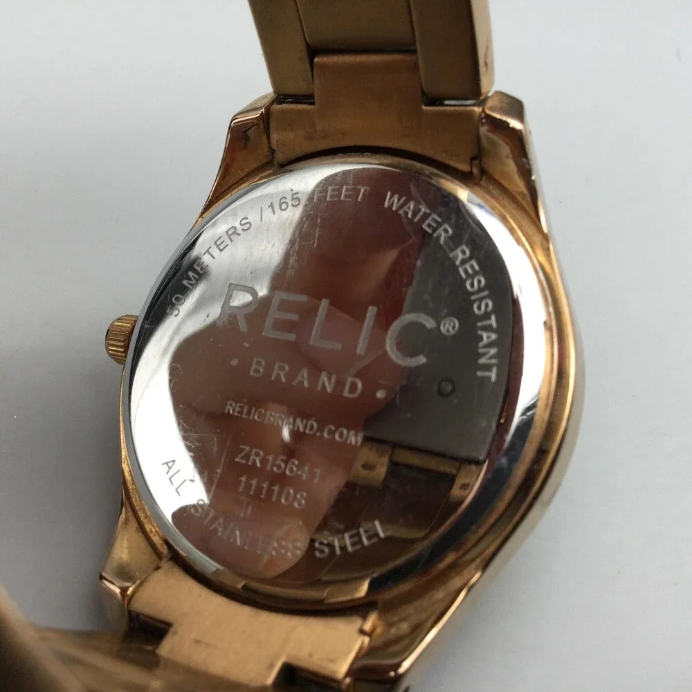 Relic Womens 37mm Gold Tone Watch Crystals Day Date Stainless New Battery 6.5